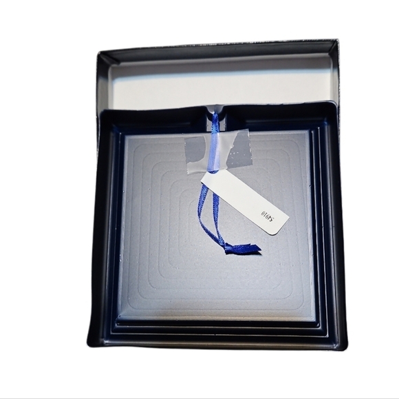 New Disneyland 60 Diamond Celebration  Silver and Blue Multi Ornament - Picture 4 of 6